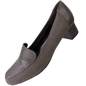 Womens London Fog Crocodile Brown Dress Low 1.5" Heel Size 9.5 Excellent Unworn